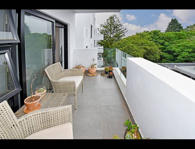 2 BEDROOM APARTMENT FOR SALE IN ROSEBANK